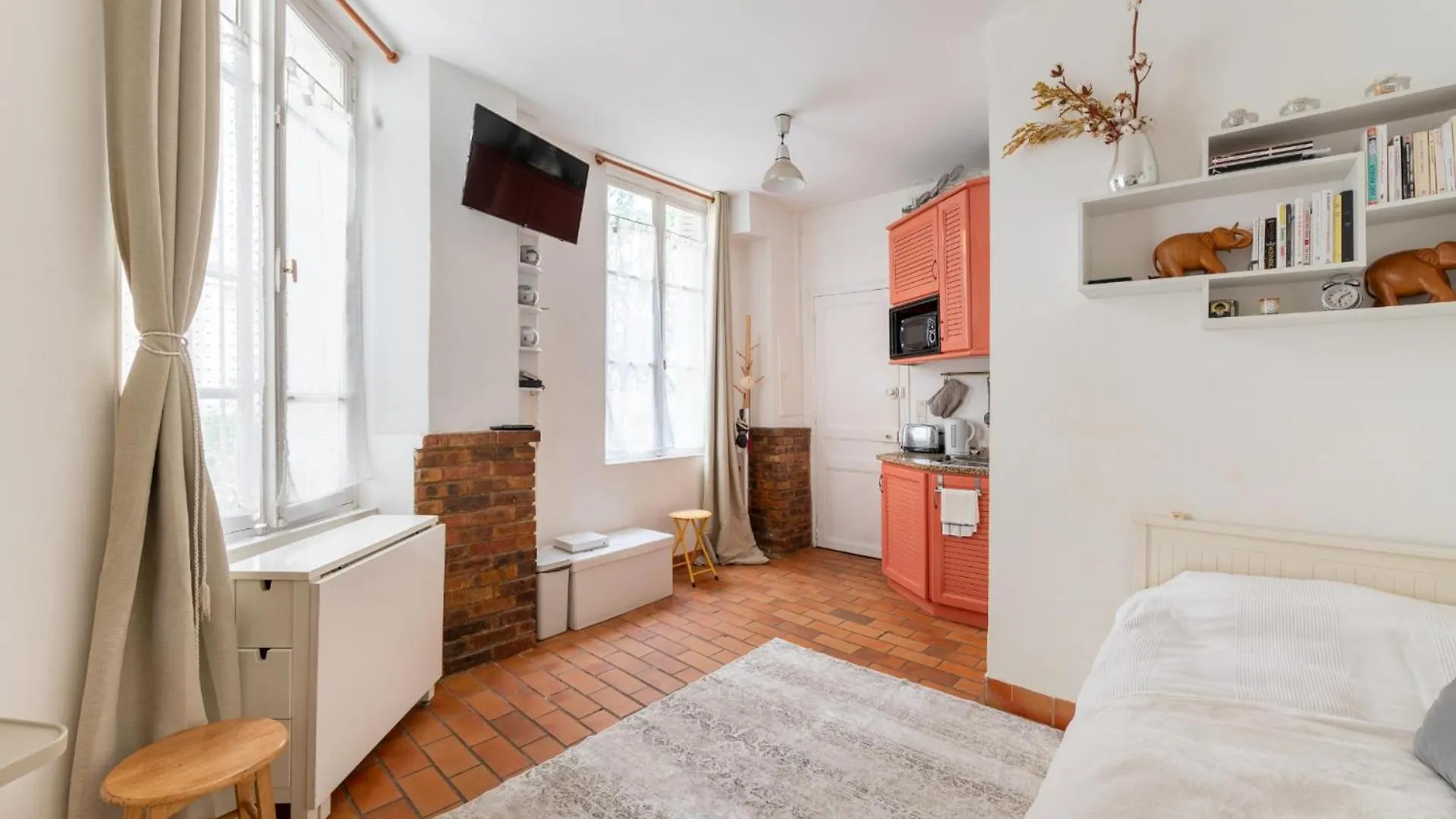 Charming Studio Apartment For 2 Saint Victor Paris