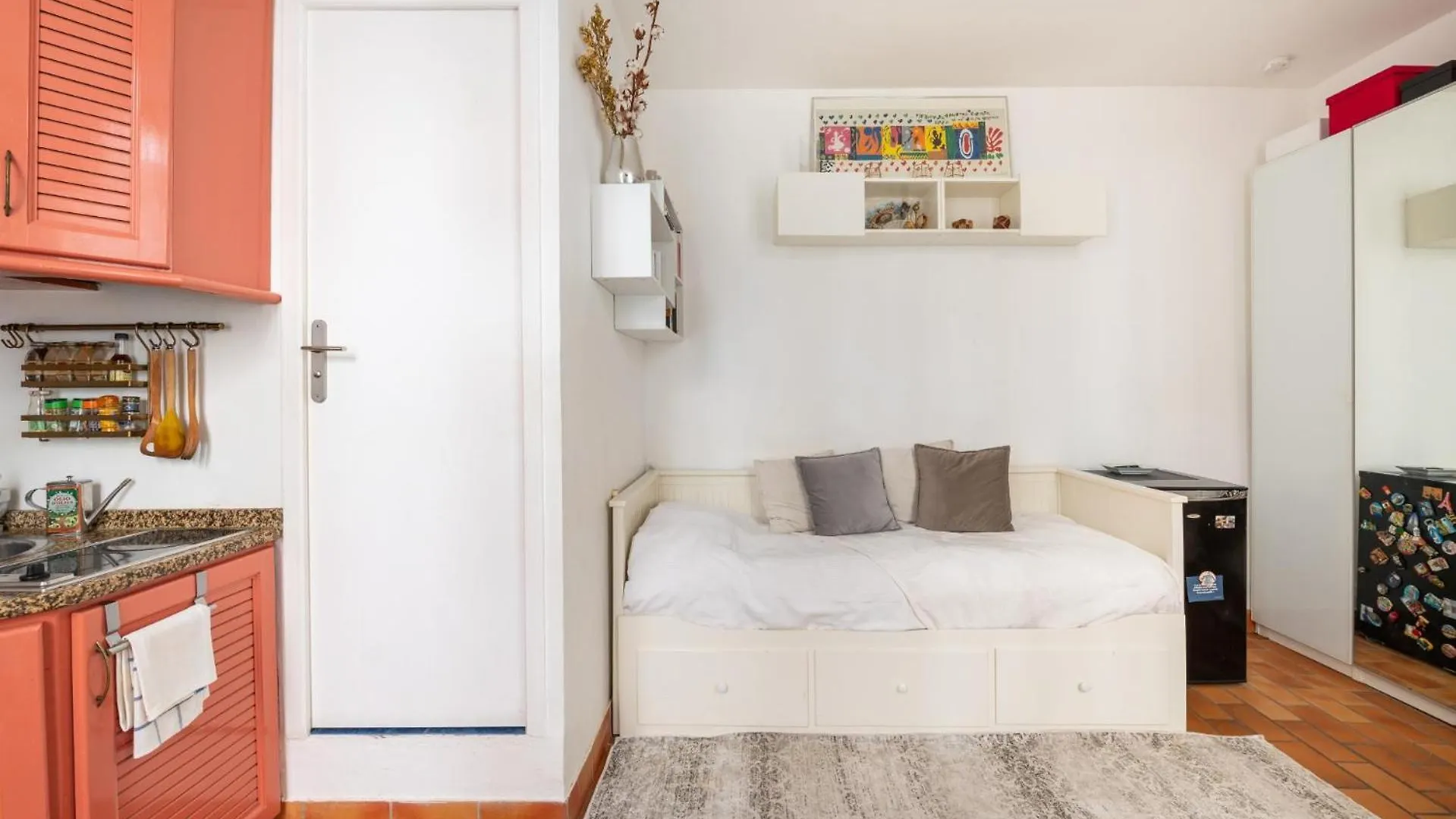 Charming Studio Apartment For 2 Saint Victor Paris France