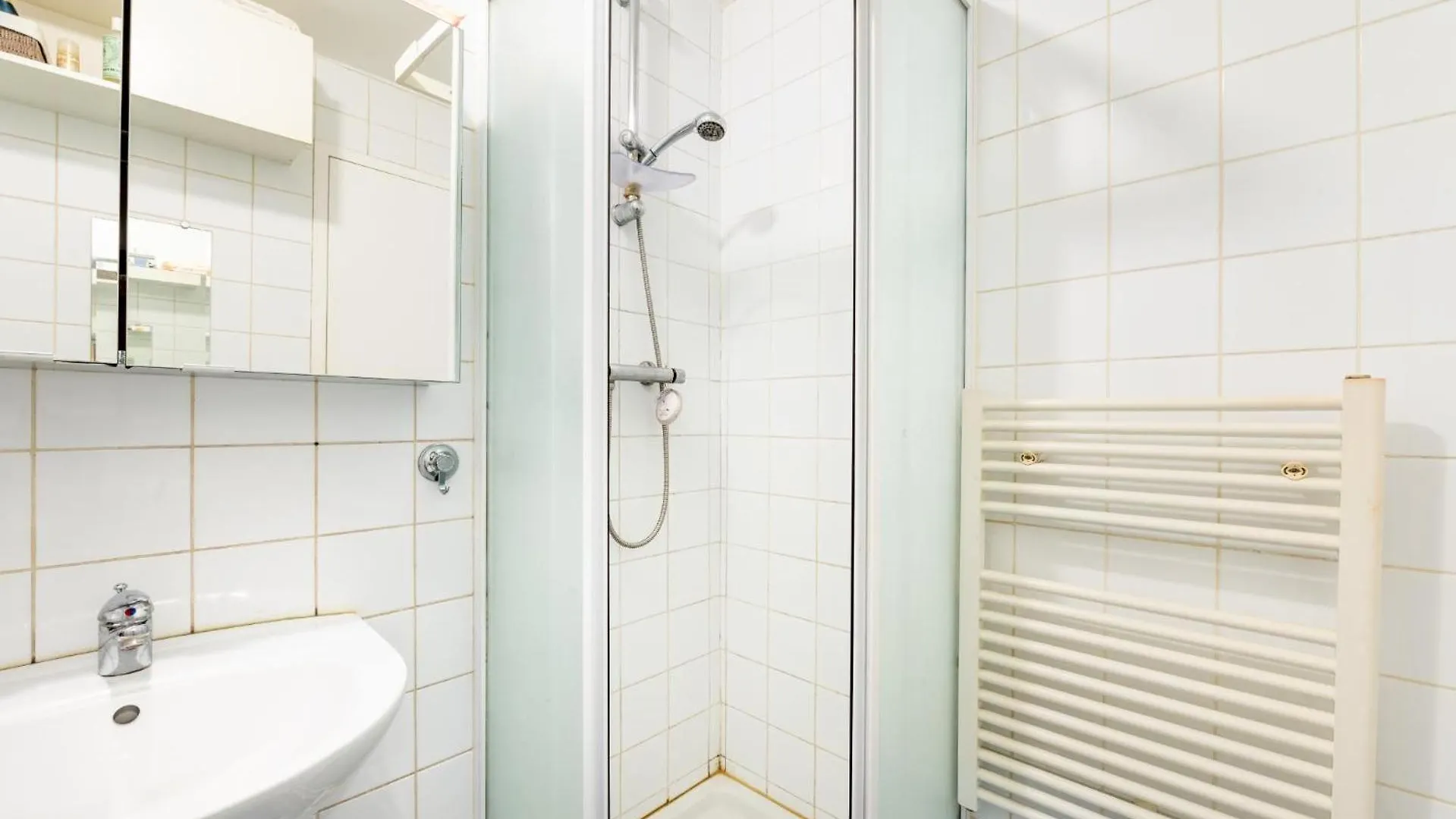 Charming Studio Apartment For 2 Saint Victor Paris