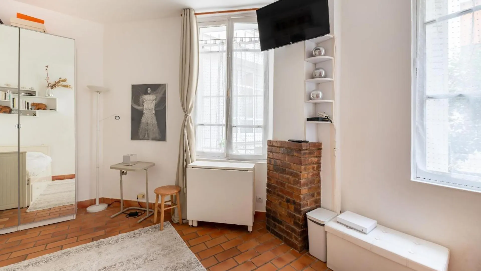Charming Studio Apartment For 2 Saint Victor Paris